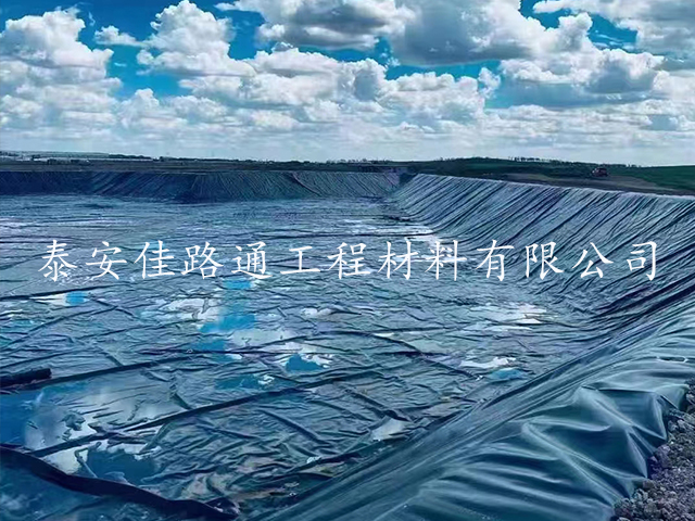 垃圾填埋場(chǎng)為何一定要用土工膜鋪設(shè)？